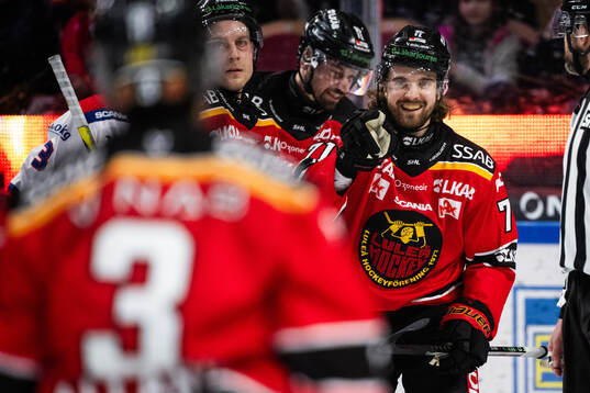 Luleås Adam Brodecki jublar