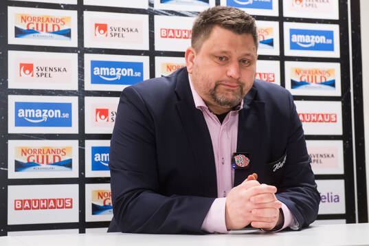 MoDos tränare Mattias Karlin