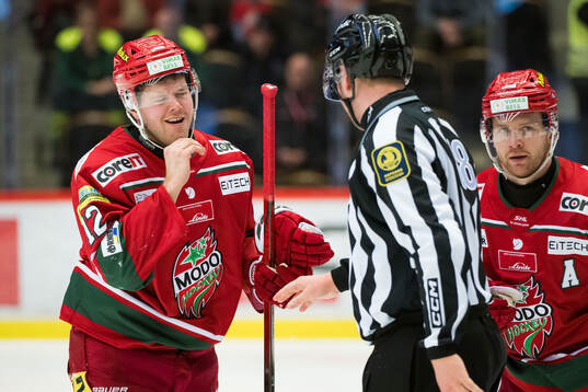 MoDos Oscar Pettersson skadad