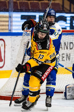 Luleås Jenna Pirttijärvi och Leksands Aino Karppinen