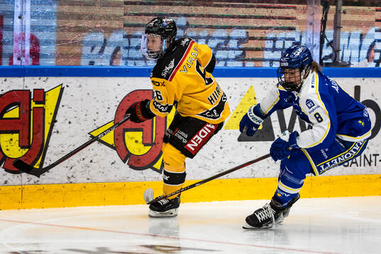 Luleås Jenni Hiirikoski och Leksands Ella Albinsson