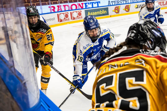 Luleås Emma Nordin och Leksands Anna Elizabeth Purschke