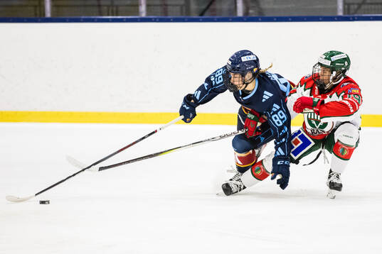 Djurgårdens Nicole Hall och Frölundas Matilda Nilsson