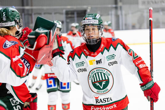 Frölundas Andrea Dalen jublar