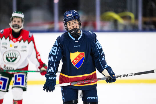 Djurgårdens Nicole Hall deppar
