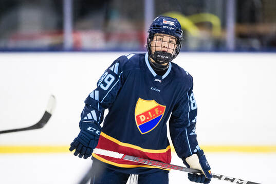 Djurgårdens Nicole Hall