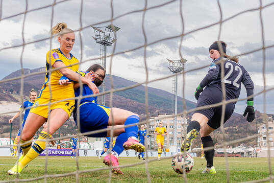 Stina Blackstenius of Sweden against Marija Milinkovic and