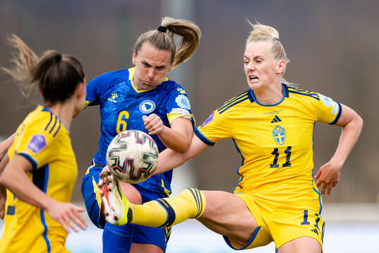 Melisa Hasanbegovic of Bosnia and Herzegovina and Stina