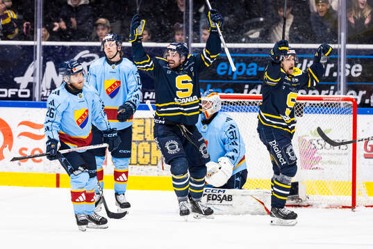 Bläddra bland fler bilder av Ishockey, Hockeyallsvenskan, Södertälje - Djurgården