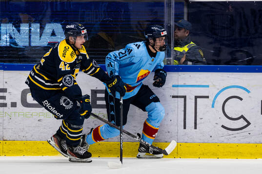 Djurgårdens Linus Eriksson och Södertäljes Ludvig