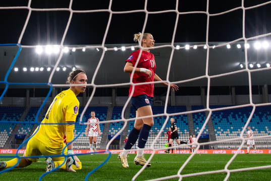 Celin Bizet Ildhusøy of Norway celebrates