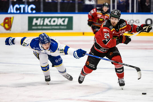 Leksands Felix Unger Sörum och Luleås Brendan Shinnimin