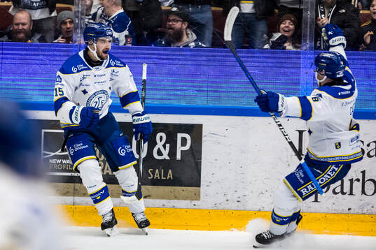 Leksands Max Veronneau jublar