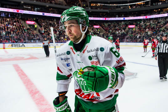 Rögles Lukas Ekeståhl-Jonsson jublar