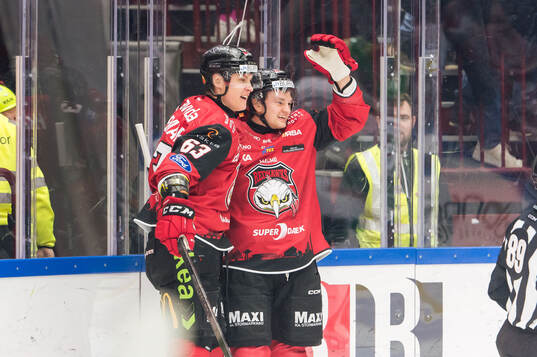 Malmö Redhawks Teemu Kivihalme jublar