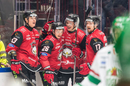 Malmö Redhawks Teemu Kivihalme jublar