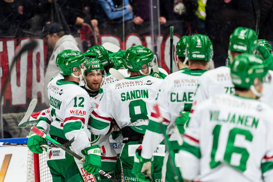 Rögles Simon Ryfors jublar