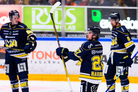 HV71s Robert Nardella deppar