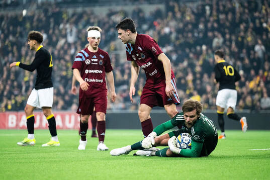 Gefles målvakt Tobias Johansson