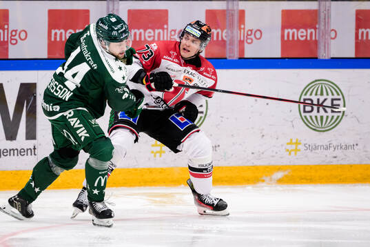 Färjestads Jonathan Andersson och Örebros Oliver Eklind