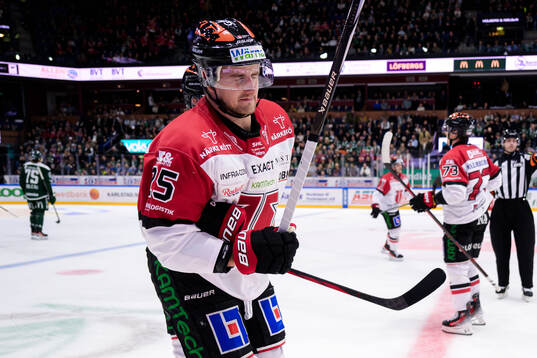 Örebros Philip Holm deppar
