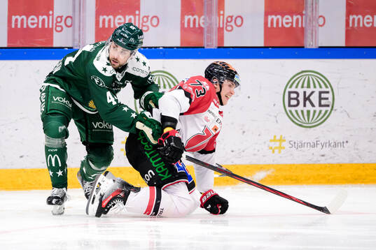 Färjestads Jonathan Andersson och Örebros Oliver Eklind