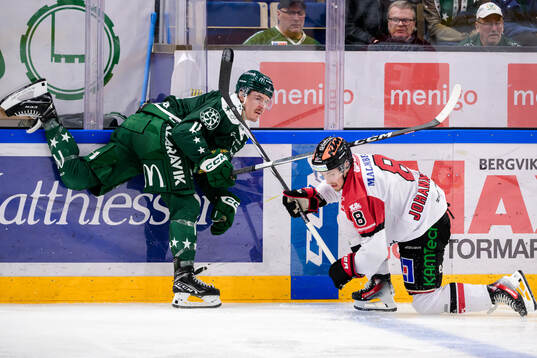 Färjestads Joakim Nygård och Örebros Samuel Johannesson