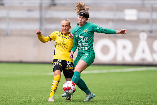 Elfsborgs Tea Skoglund och Ljungskile SKs Alice Hell