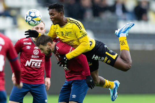 Örgrytes Erion Sadiku och Elfsborgs Jalal Abdullah