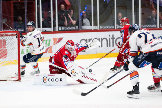 Timrås målvakt Tim Juel