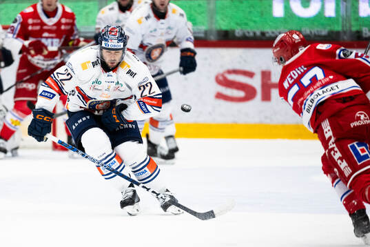 Växjös Tobias Rieder täcker skott