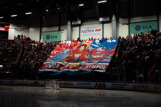 Timråklacken med tifo