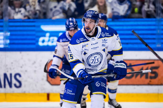 Leksands Max Veronneau jublar