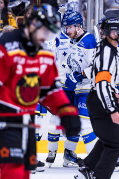 Leksands Peter Cehlarik jublar