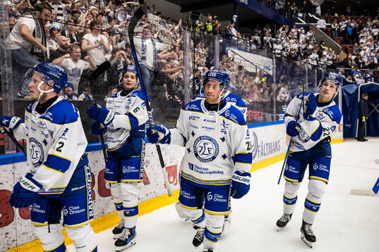 Leksands spelarna jublar