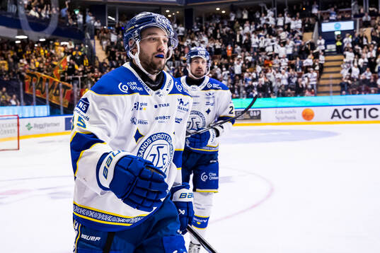 Leksands Max Veronneau jublar