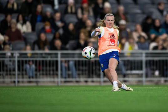 Matilda Vinberg of Sweden of the women's national football