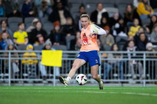 Matilda Vinberg of Sweden of the women's national football