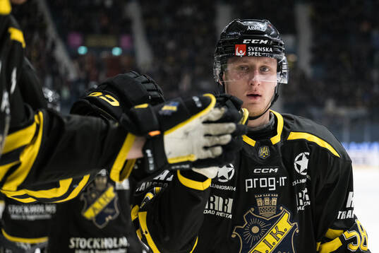 AIKs Oskar Magnusson jublar