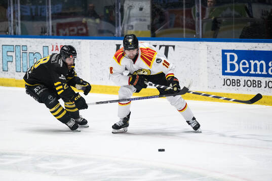 AIKs Mathew Maione och Brynäs Anton Rödin