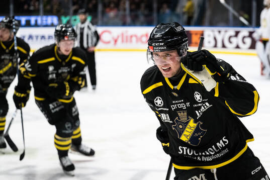AIKs Alfred Barklund jublar
