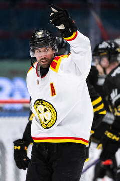 Brynäs Anton Rödin jublar