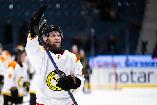 Brynäs Greg Scott jublar