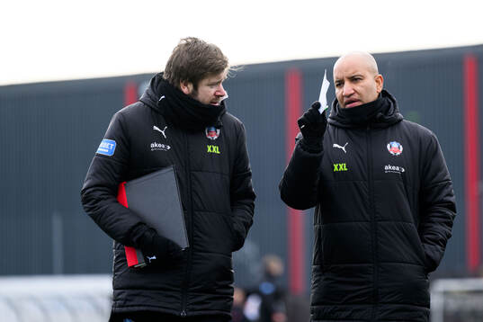 Helsingborgs assisterande tränare Max Lindén och tränare