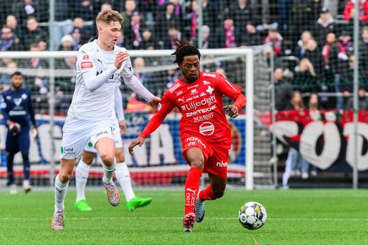 Helsingborgs Benjamin Örn och Värnamos Frank Junior Agyei