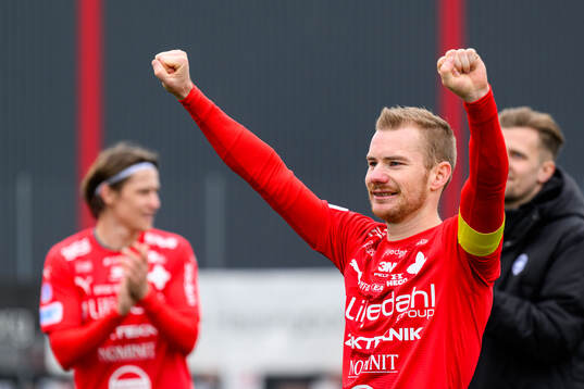 Värnamos Freddy Winsth jublar