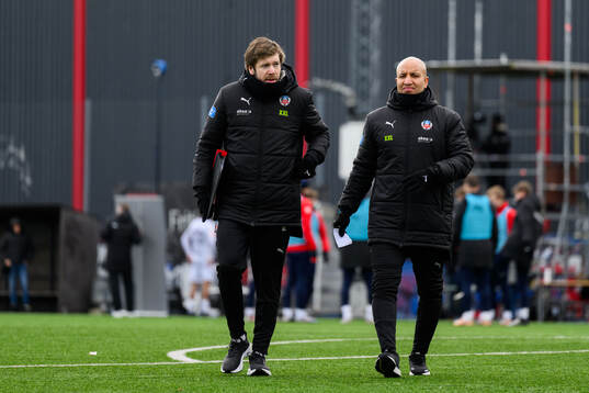 Helsingborgs assisterande tränare Max Lindén och tränare