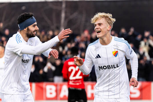 Bläddra bland fler bilder av Fotboll, Svenska Cupen, Nordic United - Djurgården