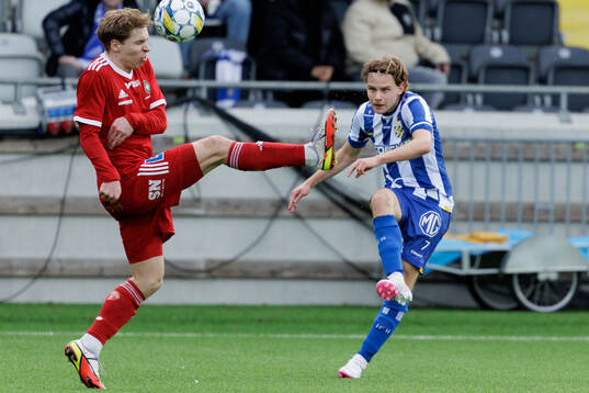 Skövde AIKs Samuel Sörman och IFK Göteborgs Oscar