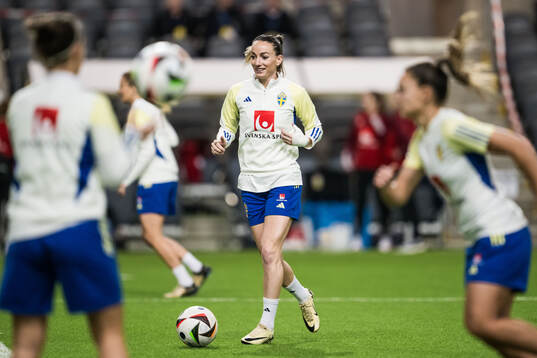 Kosovare Asllani of Sweden